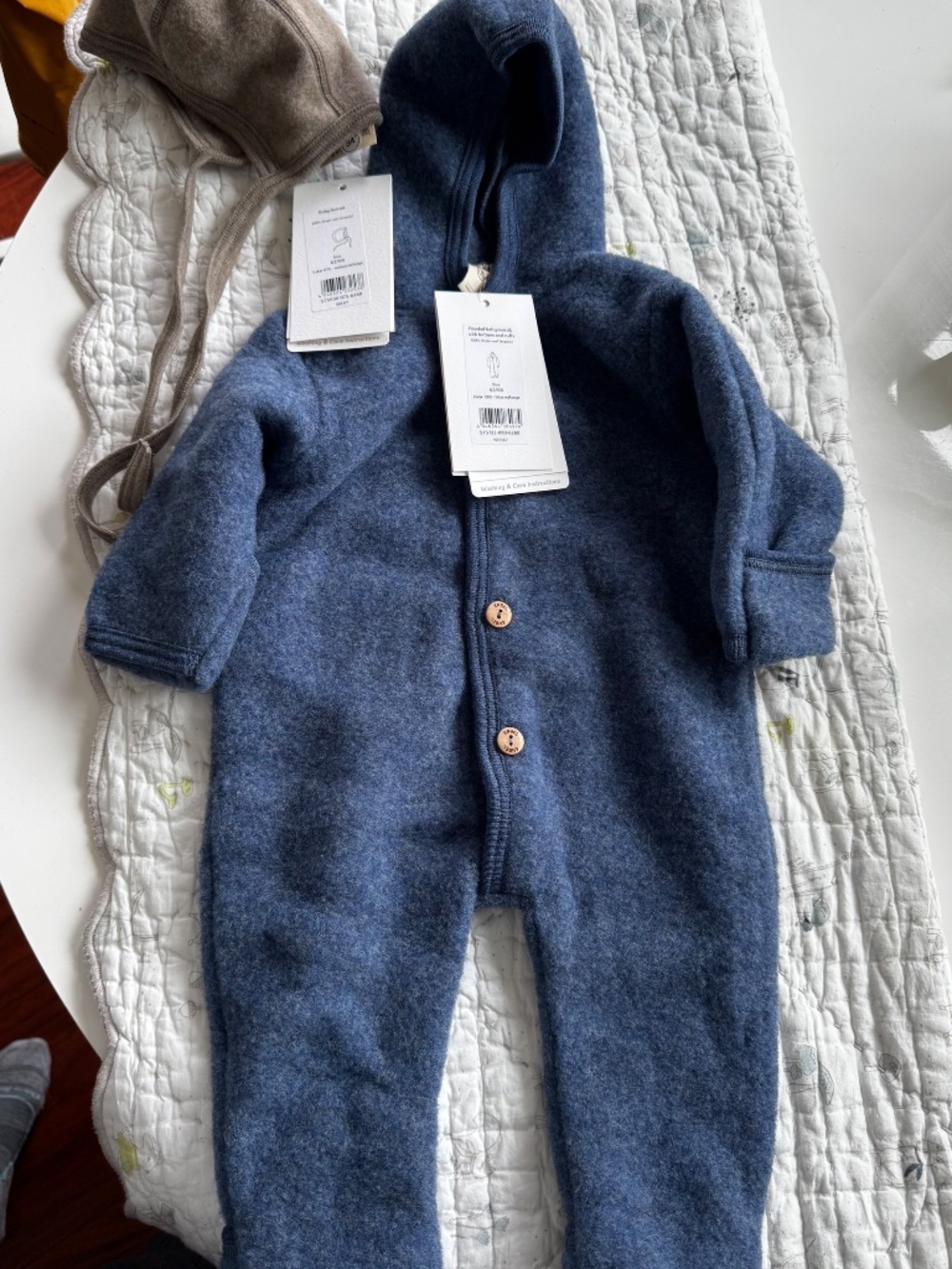 NWT Engel Baby Merino Wool Fleece Suit and Bonnet 3-6 months